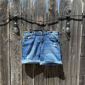 Joe's Jeans Lightwash Denim midi shorts mid to high rise waist, distressed. 29
